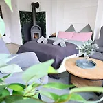 Fuchsbau Mit Kamin & Terrasse & Garten Apartamento